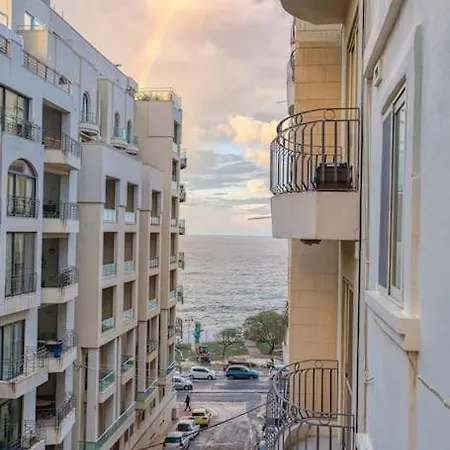 Spacious 4br In Location By 360 Estates Apartment