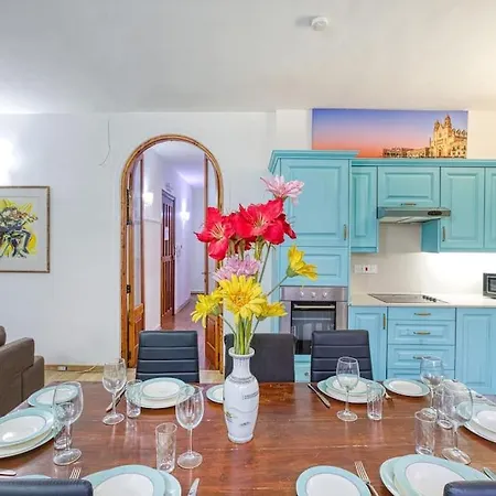 Spacious 4br In Location By 360 Estates Apartment